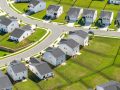 perbedaan rumah cluster dan residence
