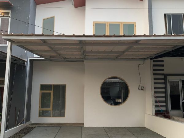 rumah 2 lantai mungil cantik bogor